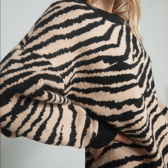 NWT Sanctuary Wild Kingdom Sweater Sz L - Picture 2 of 8